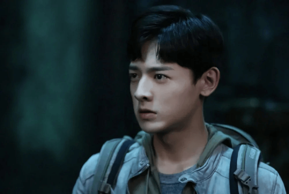 原创            《云顶天宫》第三集：铁三角合体遇阻，多方势力齐聚镜儿宫