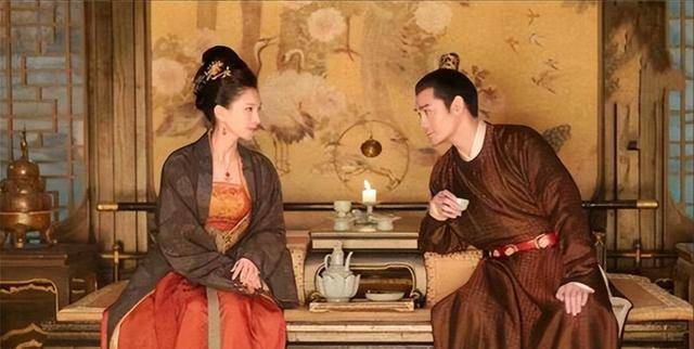 古代爱情诗篇_回文诗表达情感_表达思念爱人的诗句