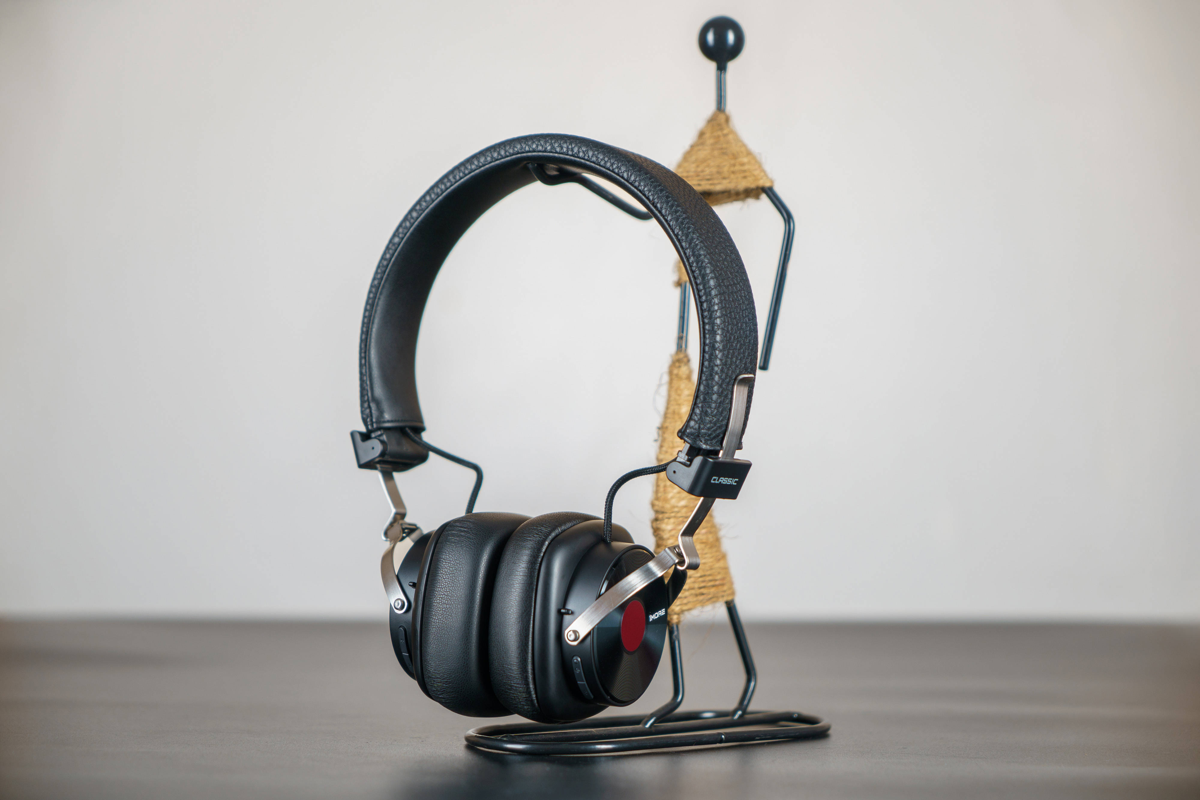 3.3张都不到的头戴式无线耳机怎么样?1MORE万魔黑胶复古头戴耳机HQ36体验分享