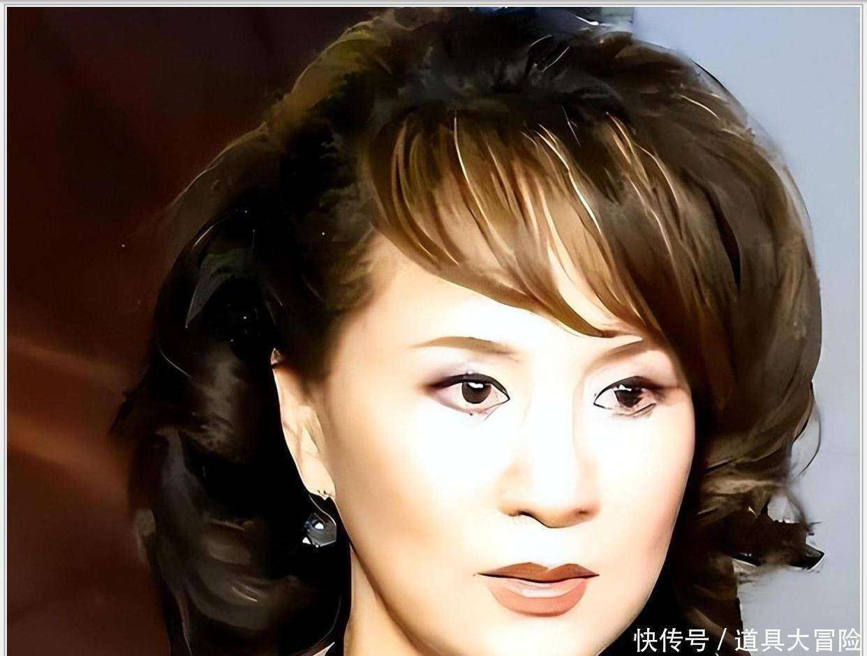 原创            郑绪岚当年顶流风光无两，现在被朱时茂拉一把才敢上综艺，太掉价了