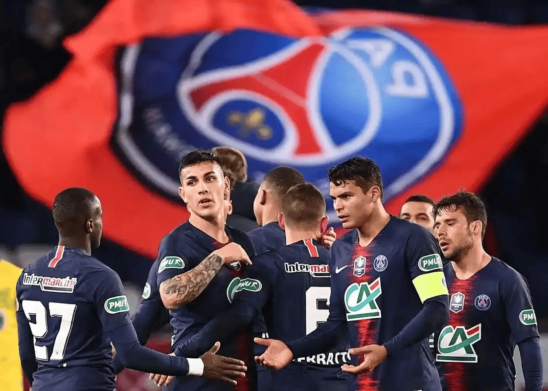 周日020法甲前瞻：保级卡位生死战，巴黎FC主场对决昂热