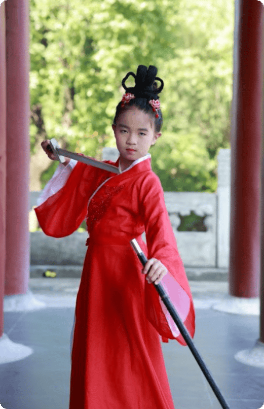 上海礼智信影视文化传媒有限公司和上海玖蕾影视文化传媒有限公司联合出品的《中华五千年之少年强灵珠新传》正式开拍