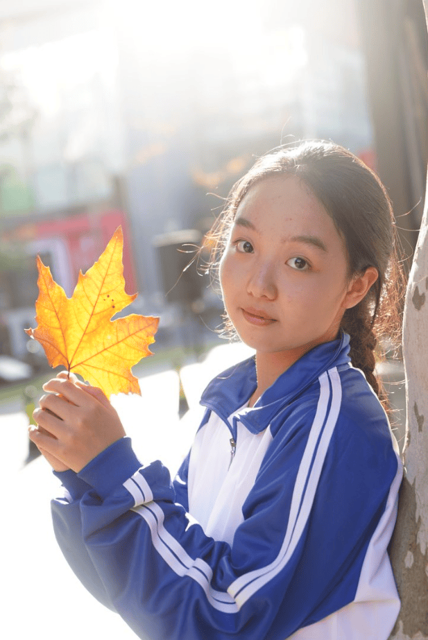 上海礼智信影视文化传媒出品的《三年二班奇遇记》正式开拍