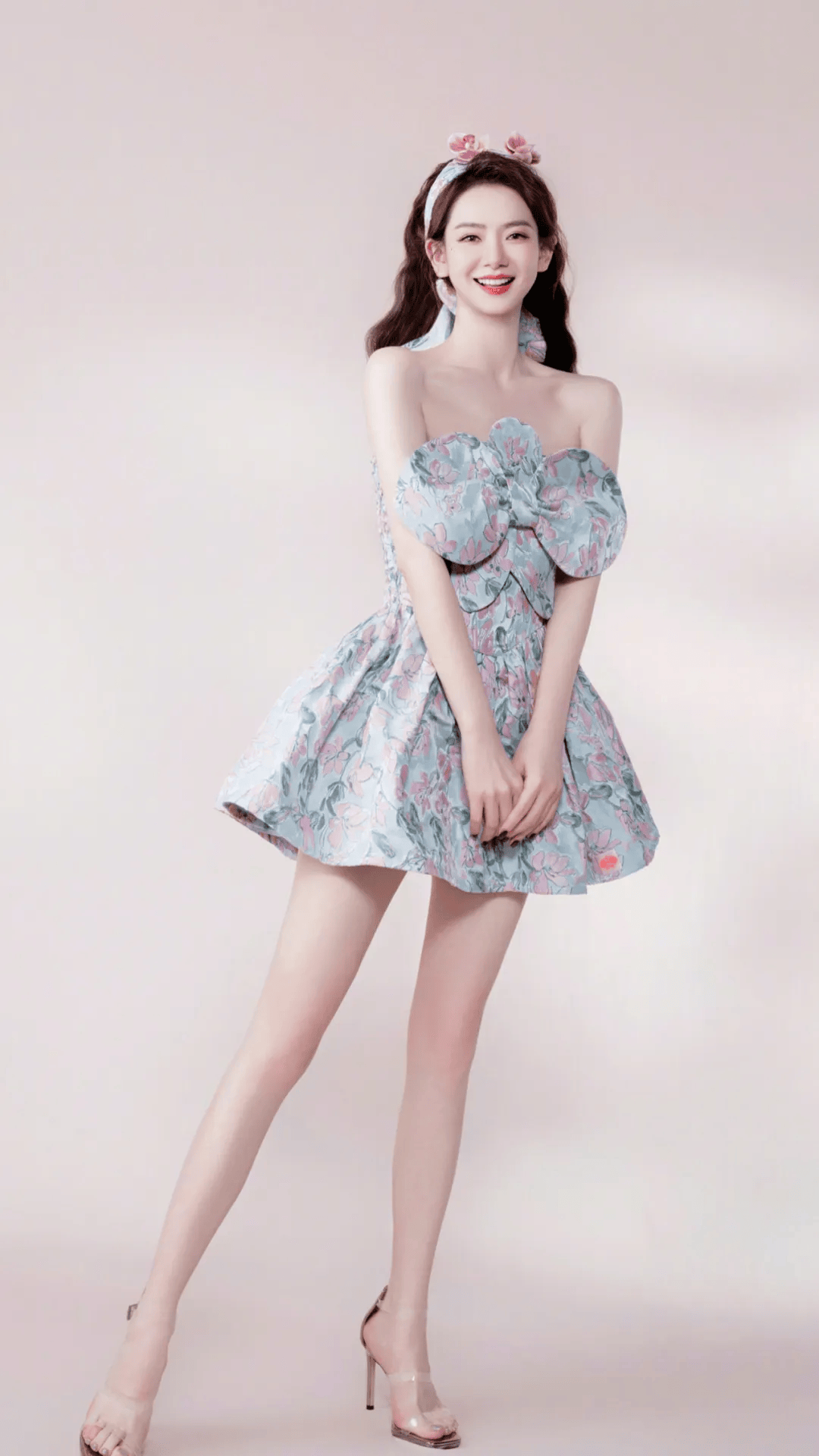 Share | 戚薇，气质美女，性感写真壁纸