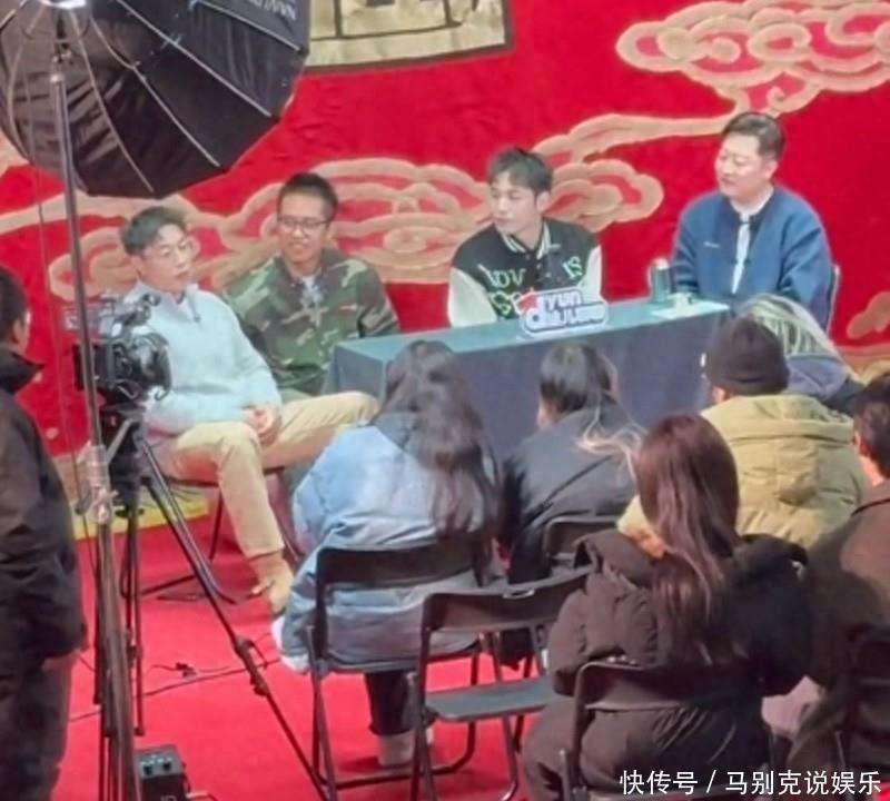 德云社推新节目，当红演员参与，小剧场录制，与烧饼综艺筹划有关