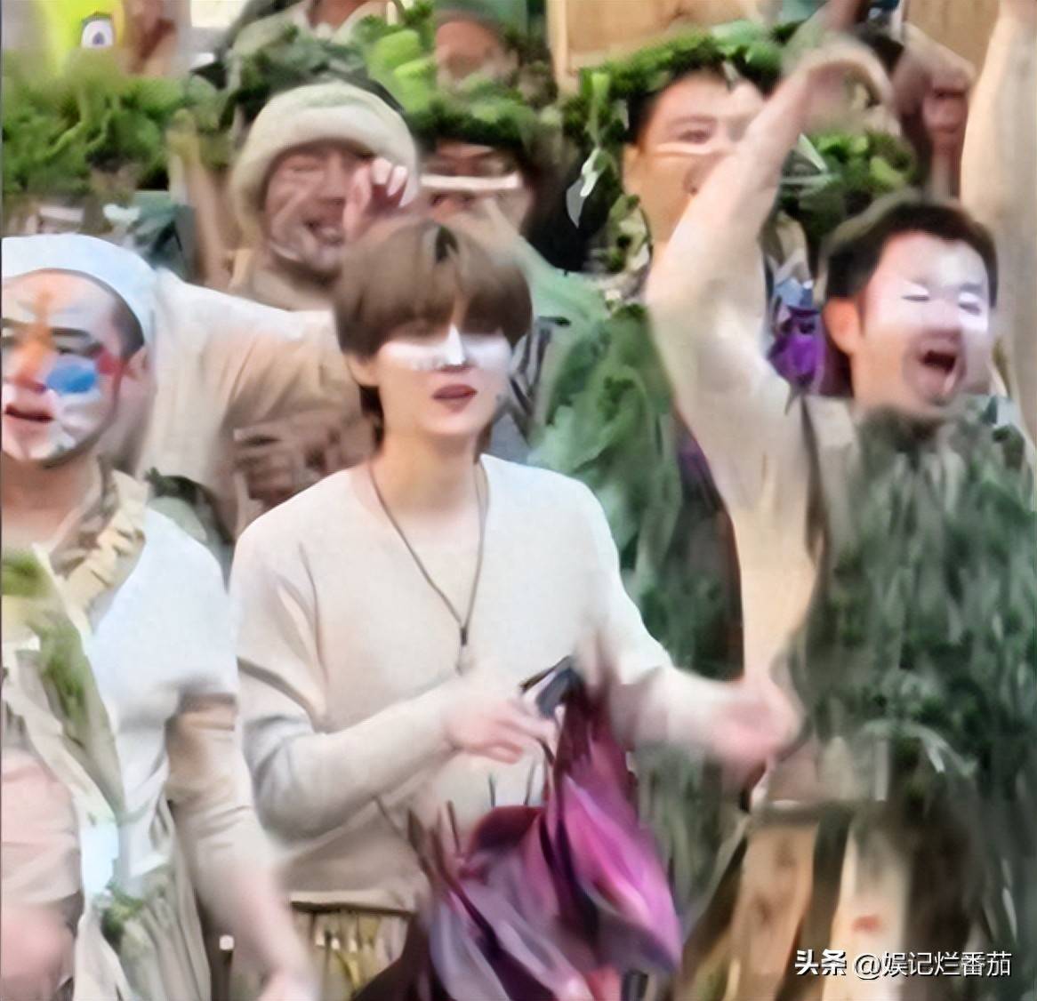 原创            周冬雨参加真人秀，带酒壮胆，被王传君深情表白，让人下不来台面