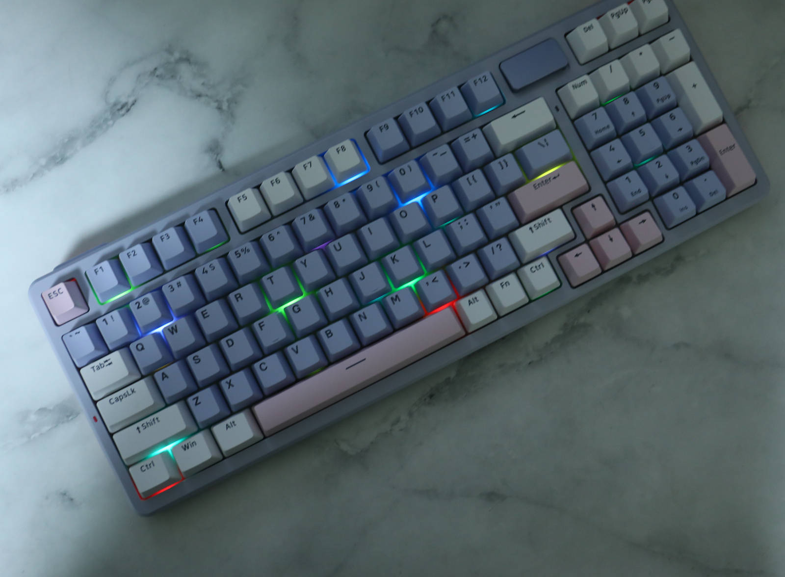 无线续航与精准操控双标杆！雷柏VT9 MAX鼠标+V700DIY-98长续航版键盘最强续航无线键鼠套装综合测评