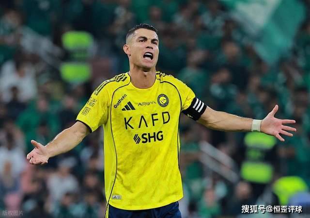 النصر يرد بقوة على رونالدو: "ركّز على المباراة".. ومانشستر يونايتد ينفي احتمالية عودته!