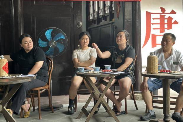 �Ĵ��ɶ������������������������ �̾ӹ��汱����ͬ��Բ�� ��������������̽���������ι�����·��