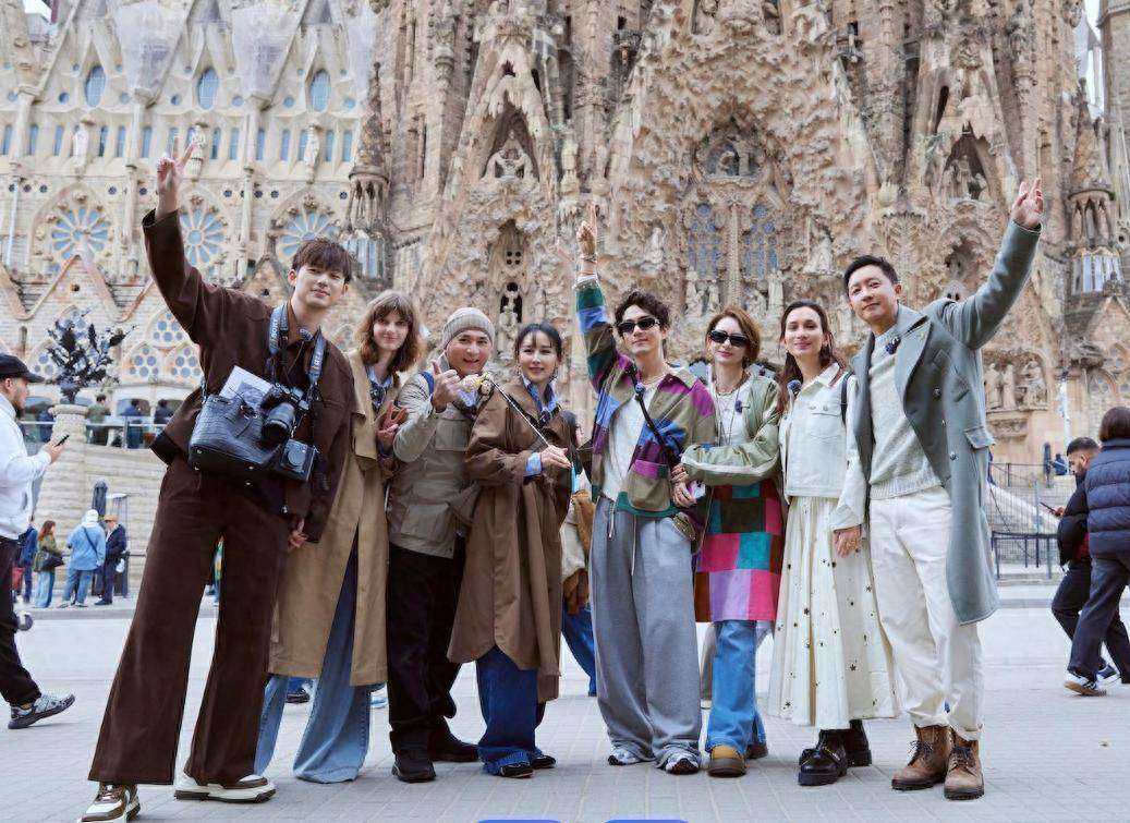 原创            妻子的浪漫旅行2026官宣 4组嘉宾曝光 未婚情侣引争议