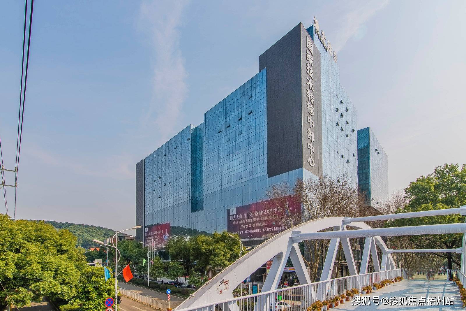 武汉地大珠宝大厦周边有哪些写字楼？2026年最新盘点