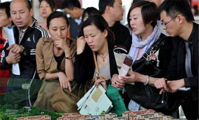 我国有12亿人没能力消费，如何分析？