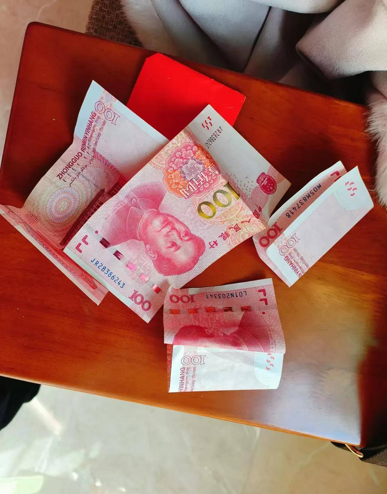 新年发红包有3个数是大忌尤其第3个钱花了礼送了还得罪人