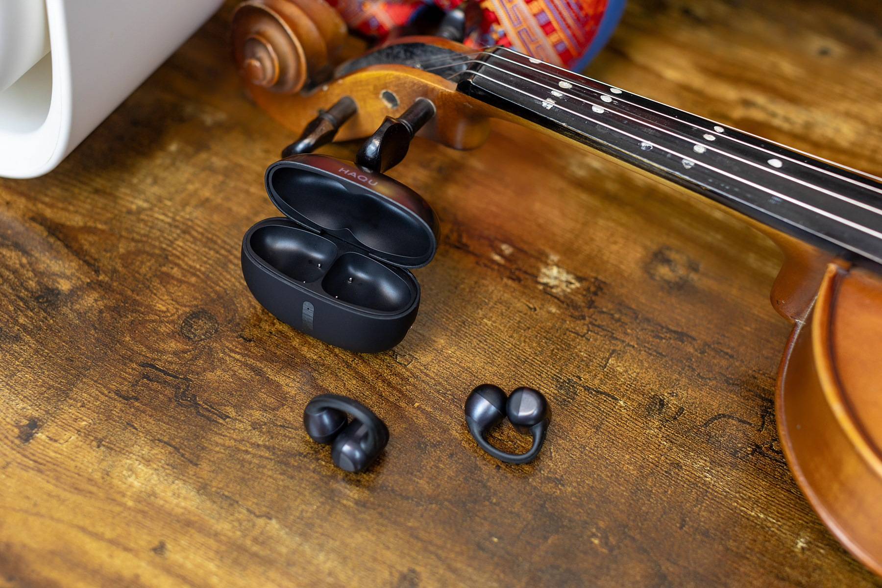 2026耳夹式耳机黑马哈趣Ace1，除了投影做得好，耳机也是认真的