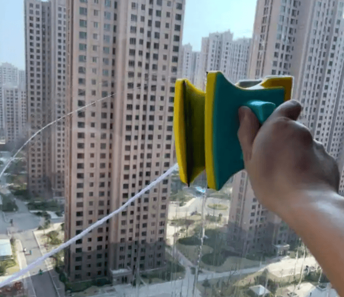 高层擦窗机设备十大品牌有哪些？2026年好用的高层擦窗户神器品牌推荐