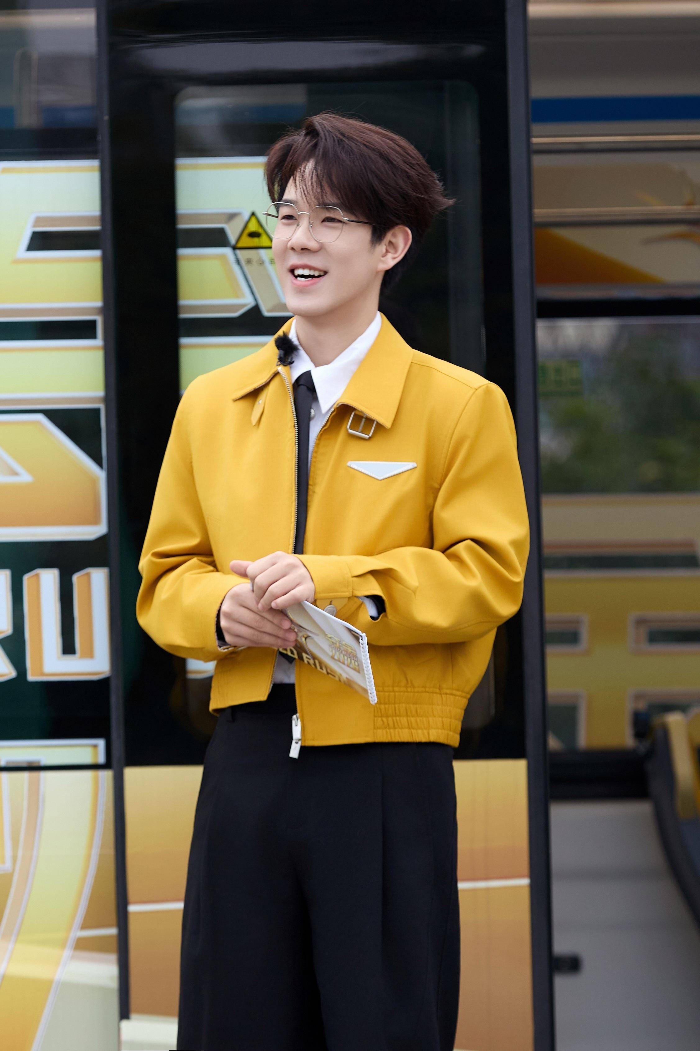 原创
            哈工大同济博士都来了！《夺金2026》先进制造赛道开战，汪涵坐镇抢人封面图