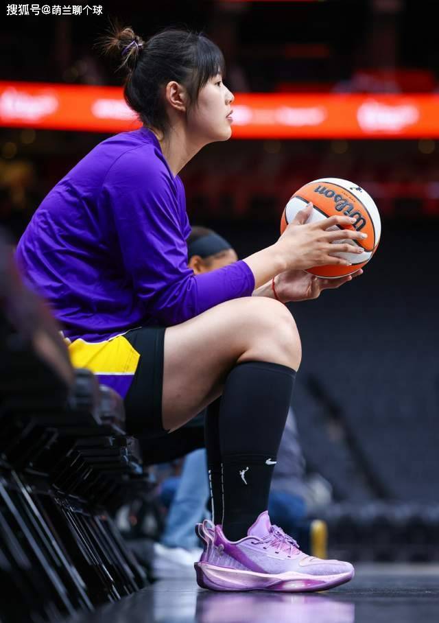 拒绝回归WCBA！李月汝再赴美国，官宣重磅决定，韩旭也要这么干了