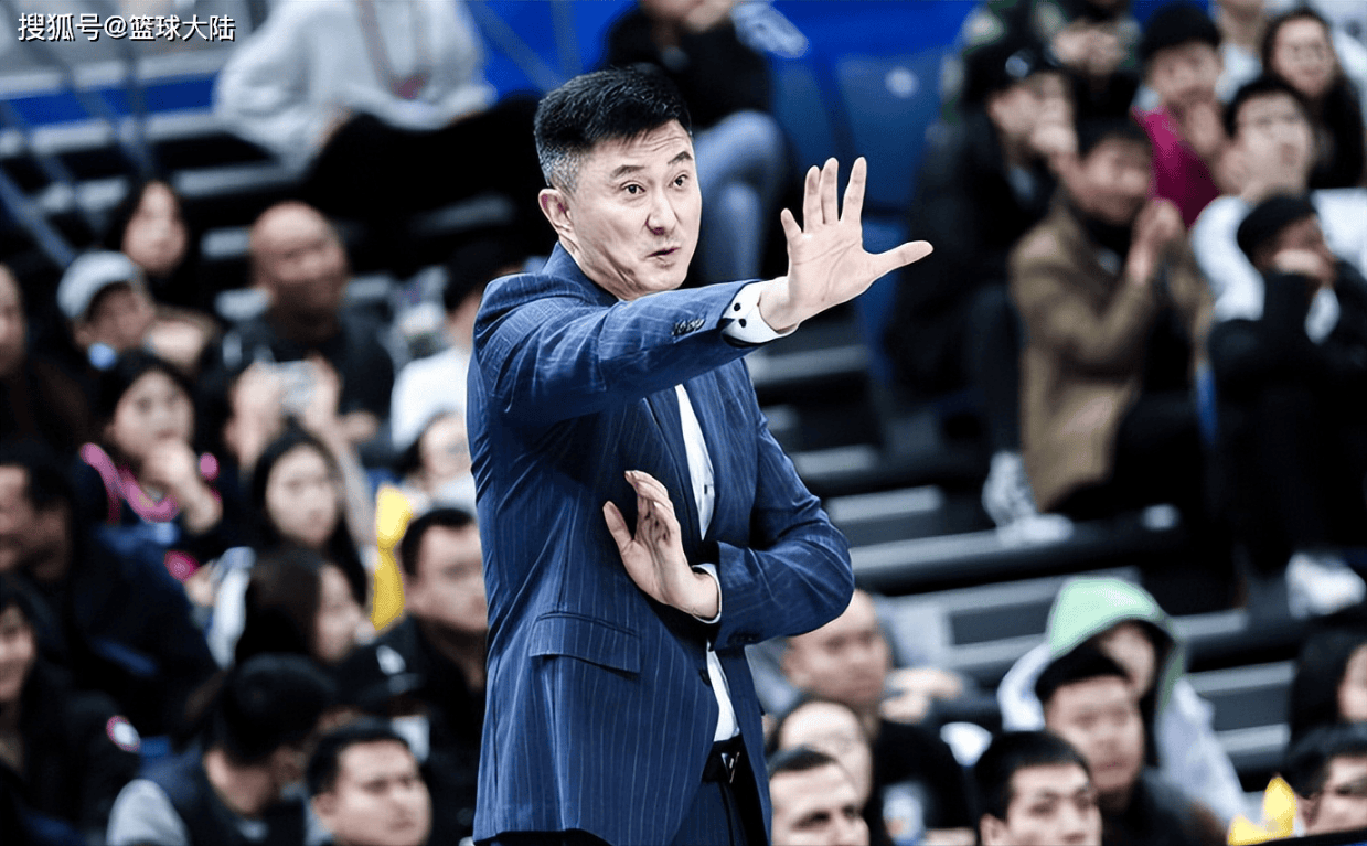 打压其他球员！除非加入杜锋经纪公司，徐昕是最好的例子