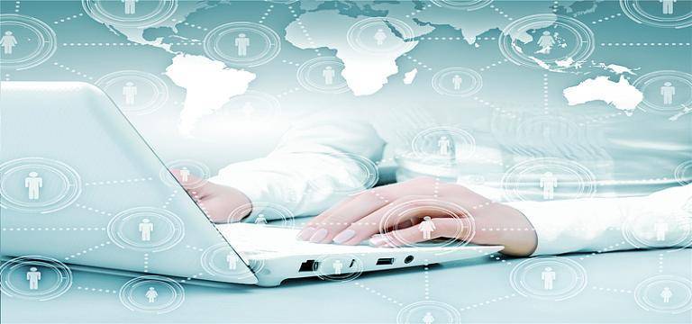 世界终究是互联网平台的