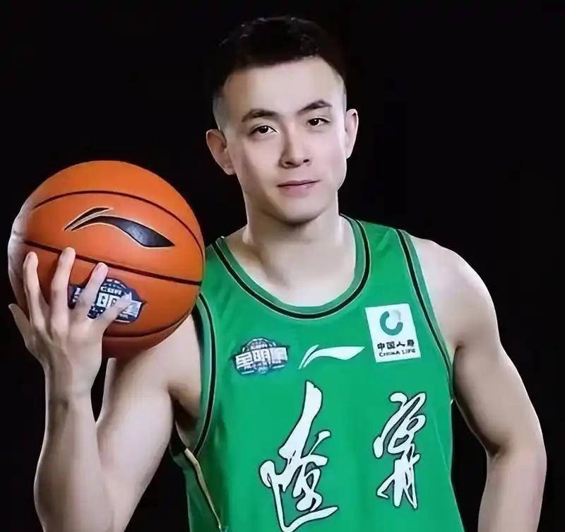 吃止疼药支撑，赵继伟陷入巨大困境，乌戈或犯严重失误或将正式离任