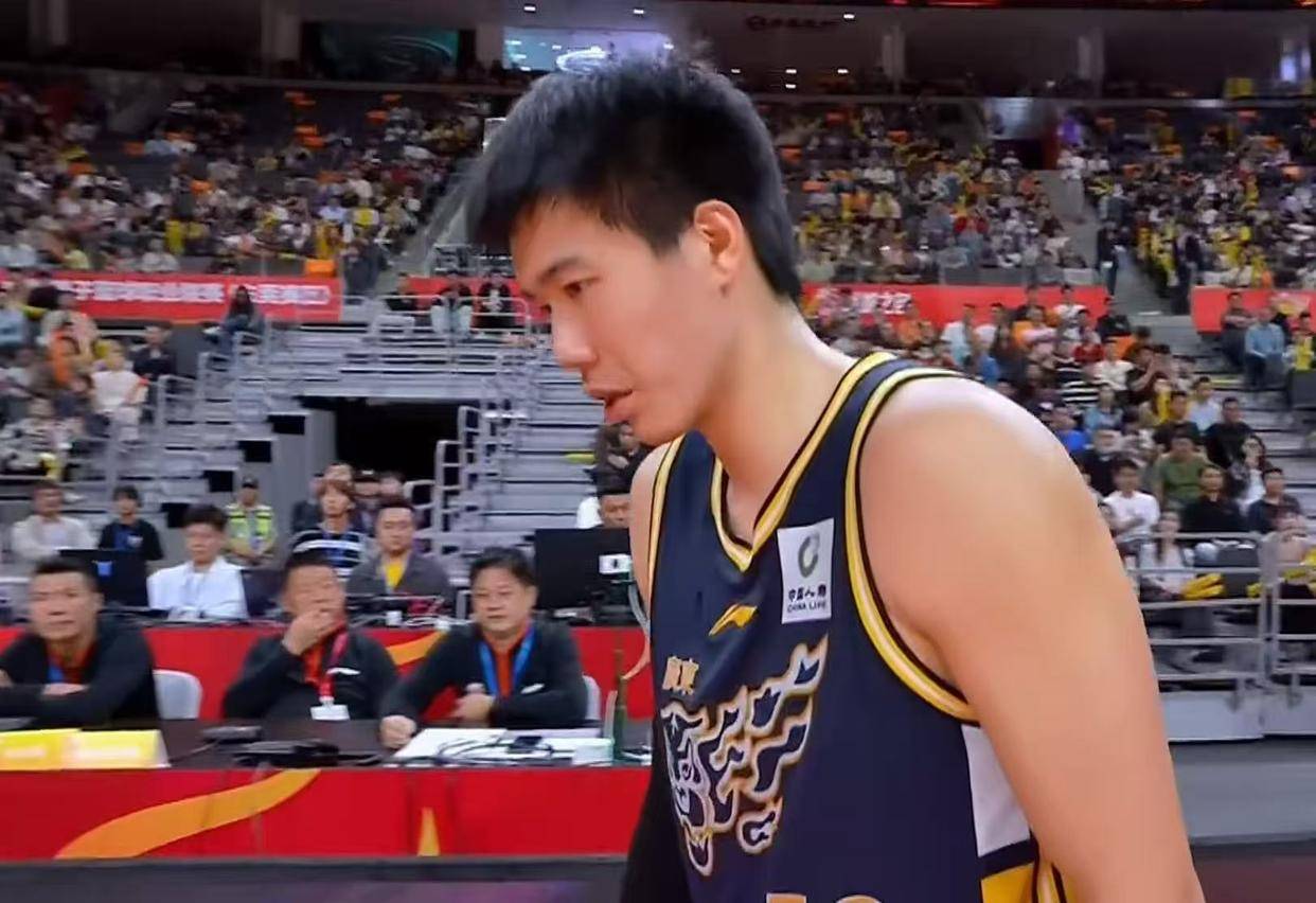 求焦柏乔回来？广东队惨遭重大打击，杜锋恐跌出积分榜前八！