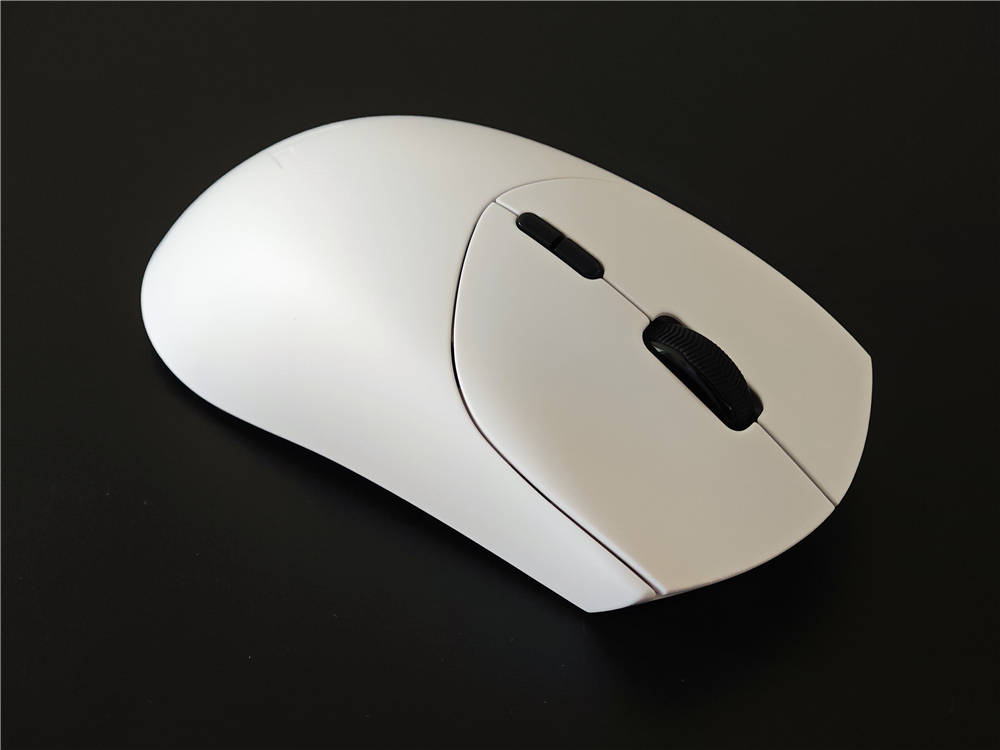 雷柏VT7 Ultra星闪版：双8K+5G同源抗干扰+215小时续航，打造全新电竞体验