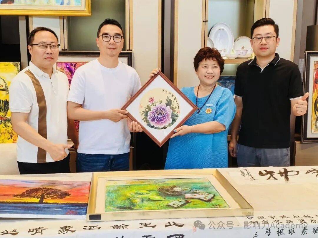 传承与创新交融：当代抽象画家招丽丽与“牡丹皇”陈惠莲画展亮相大湾区(图5)