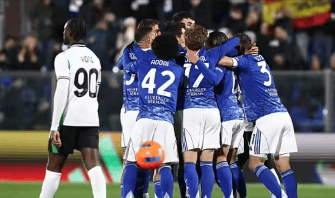 科莫争四梦碎！萨索洛2-1掀翻黑马，国米3-0狂飙夺冠倒计时