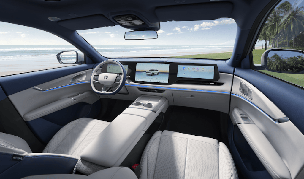 长安蓝鲸超擎引领HEV进入7 万时代！2214.png