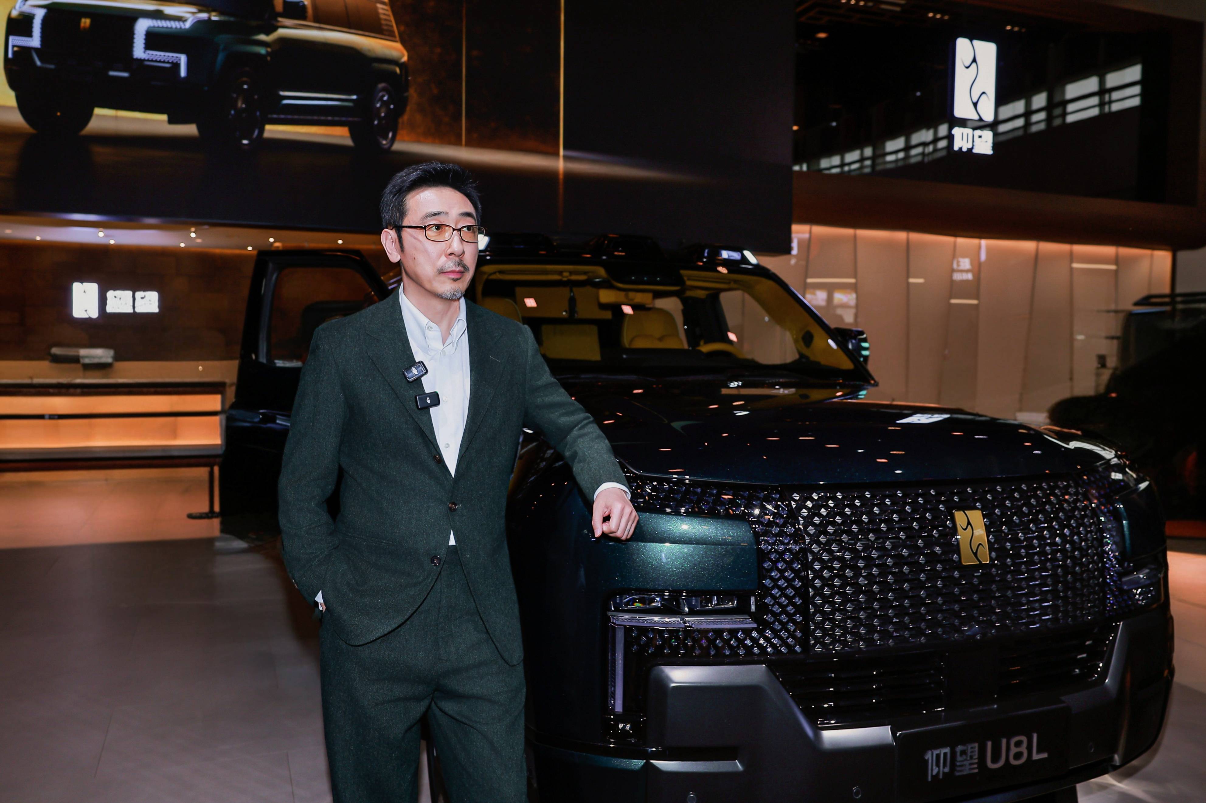 北京车展最大赢家诞生！比亚迪包场E3馆，老外疯狂打卡，雷军李想都来了