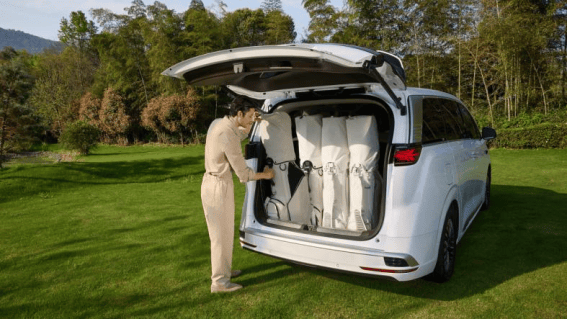 第二代腾势D9带来九大新迭代，上市价35.98万元起