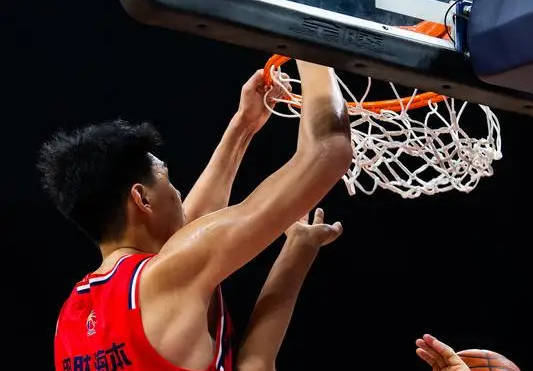 师徒恩怨遇上胜负！12进8广东德比谁能抢得先机？