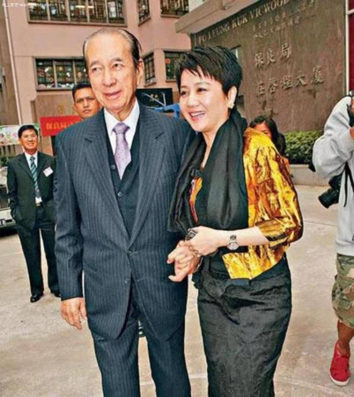 赌王四太梁安琪从舞女到千亿大佬她藏着多少不为人知的狠招
