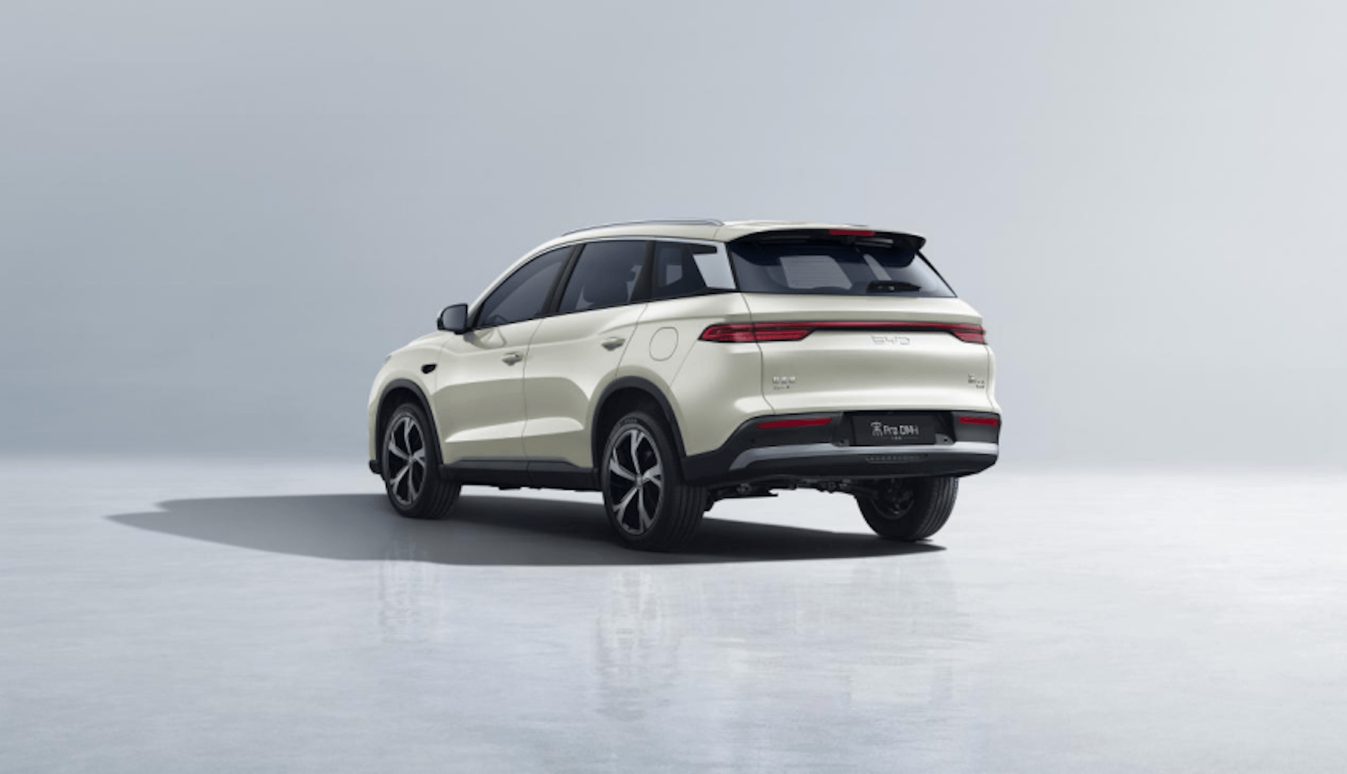 插混SUV宋Pro DM-i飞驰版上市，纯电续航301km，售9.99万起1384.png