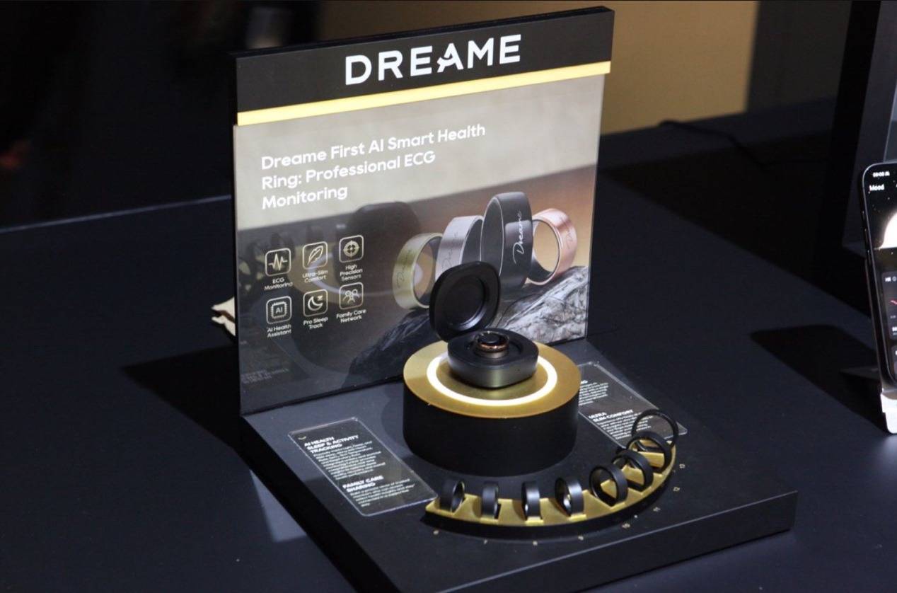 《追觅硅谷发布会周持续高燃，苹果联合创始人沃兹到场站台追觅手机》