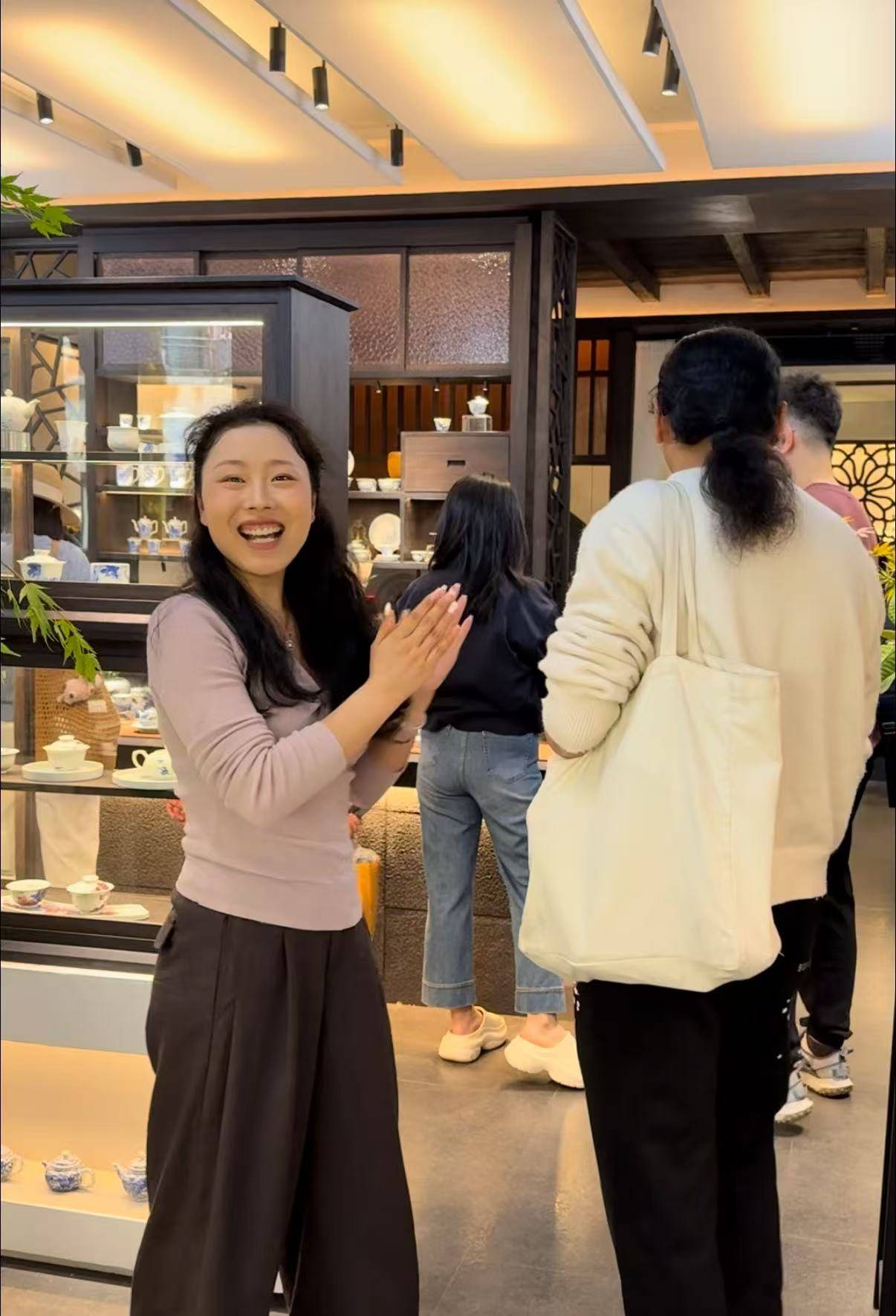 景德镇陶艺街宝藏窑口｜被小桥窑的温度狠狠戳中，这才是瓷都该有的样子