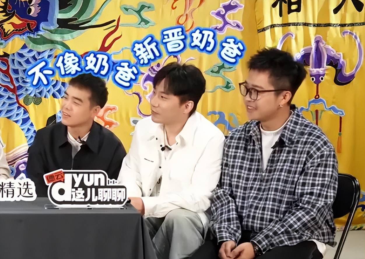 原创            何九华官宣当爸！直言生女没得选全程不提孩子妈，和王鸥真离了？