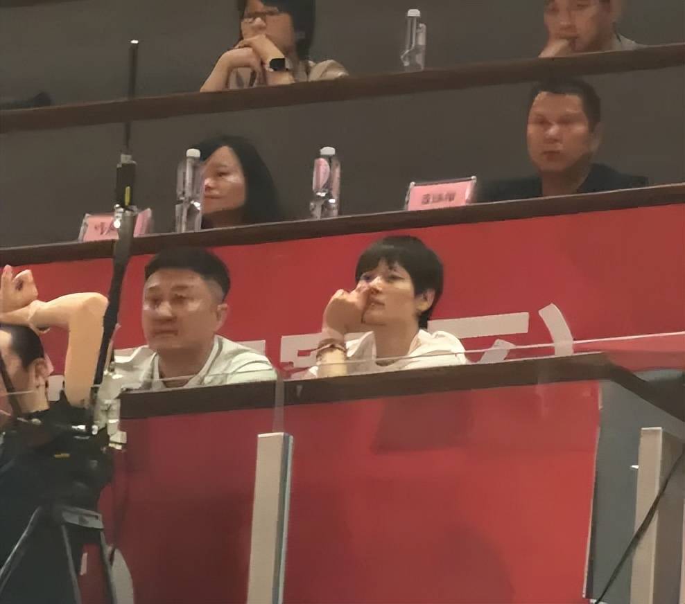 宏远速递！杜锋现场支招深圳男篮，威姆斯上演辽粤对决，麦考尔回归广州