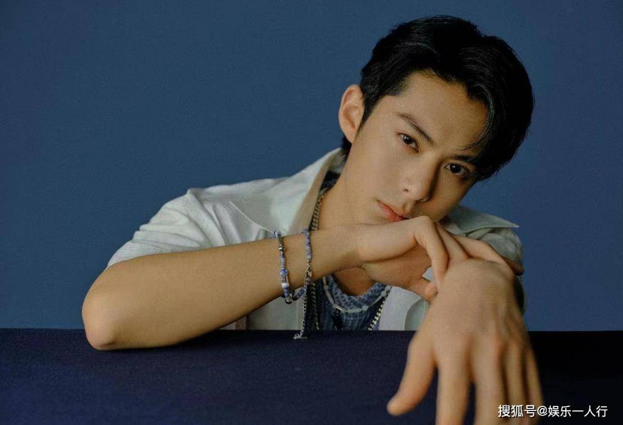 8年友谊说翻就翻？沈月公开道歉王鹤棣，玩笑分寸感戳痛无数人！封面图