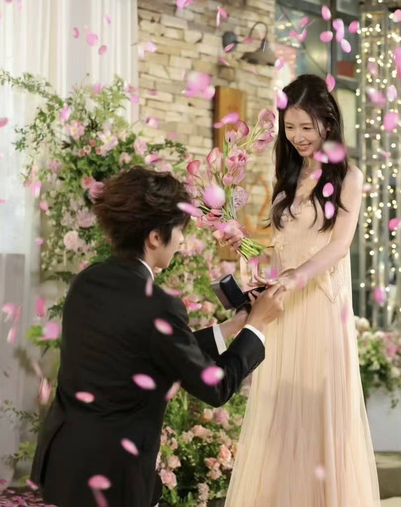 侯卓成求婚杨汝晴成功！恋综《心动6》天花板CP修成正果