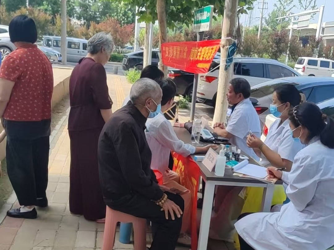 包含北京口腔医院全天陪诊含挂号老人就医全程搀扶，细节呵护备至的词条