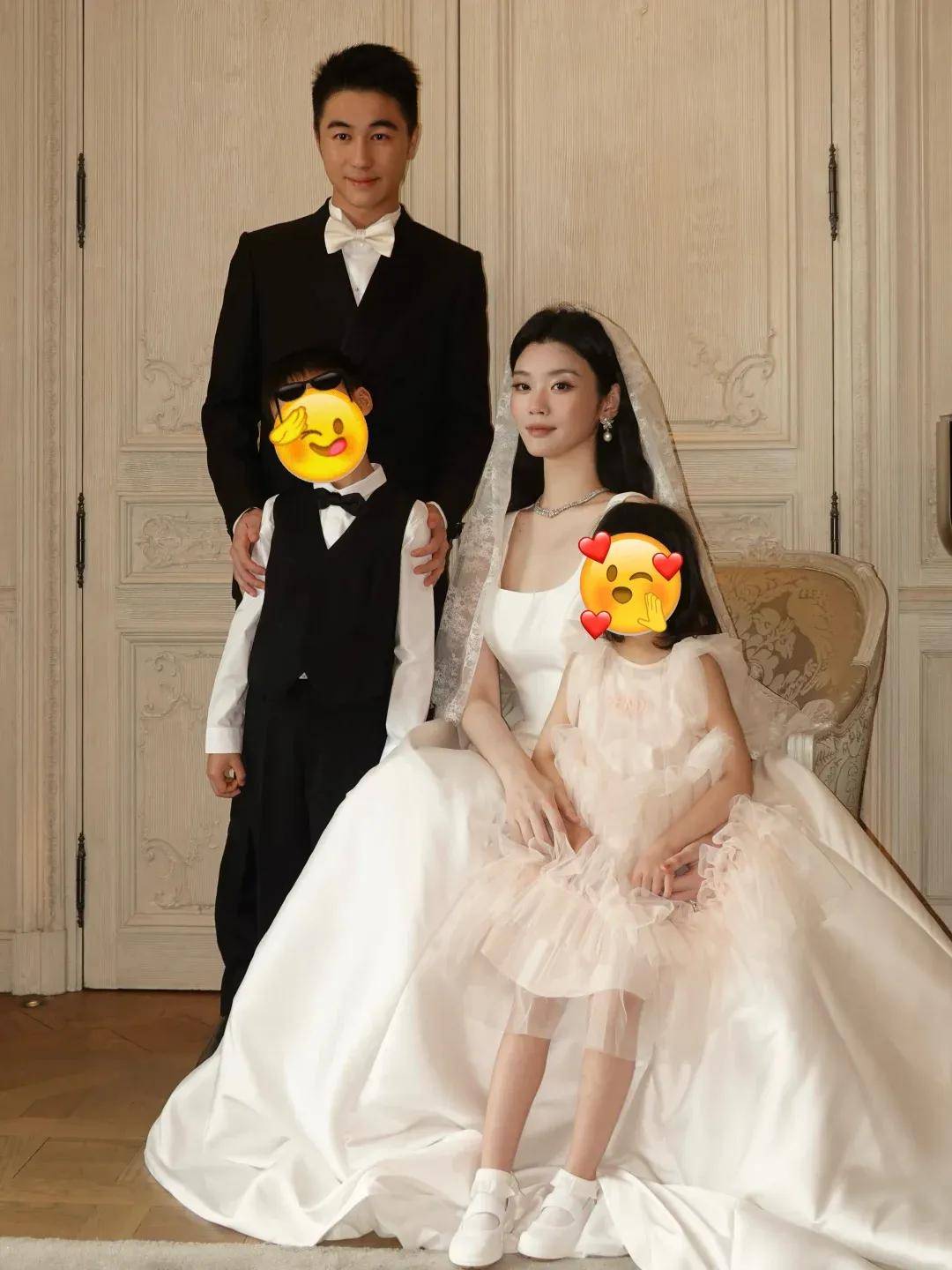 原创            奚梦瑶婚礼细节太讲究！古董裙和奚梦瑶同岁，项链暗示家族地位