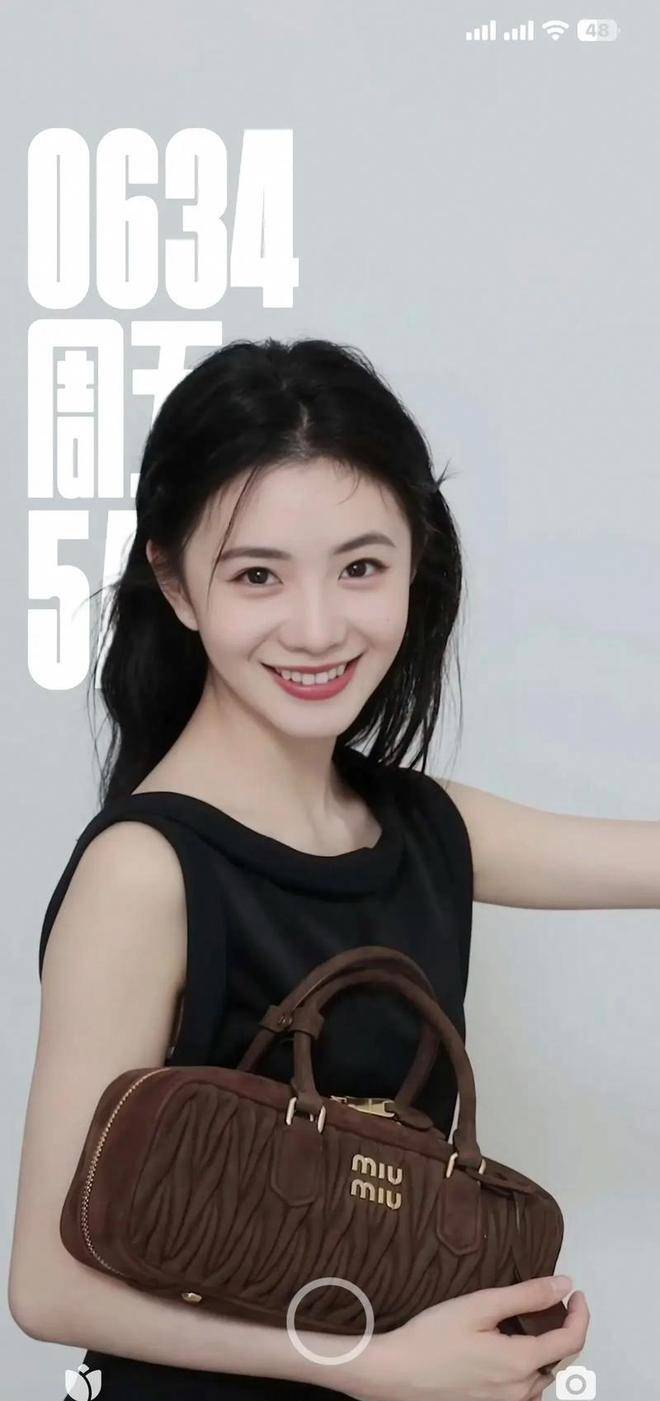 大佬偏爱刘浩存,不是贪图美色也不是演技出众而是她真的太傻了