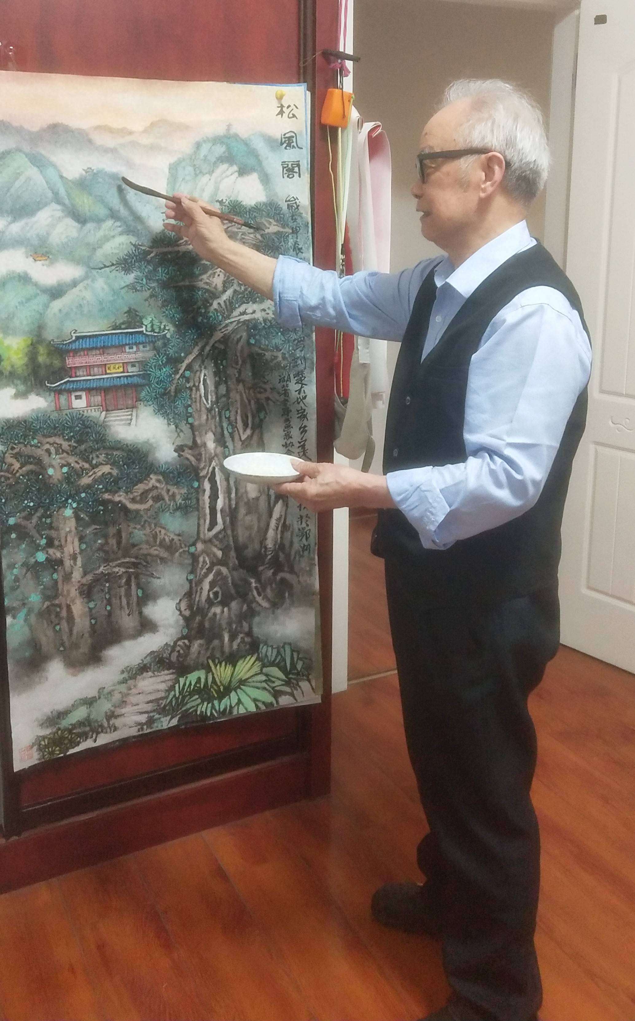 画家谈华稳耄耋之年创作《鄂州八景》