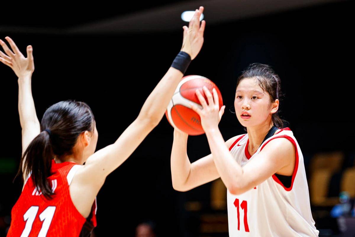 6.16日:轰30+6记三分!中国女篮又一17岁新星崛起:砍分狂人又美又能打