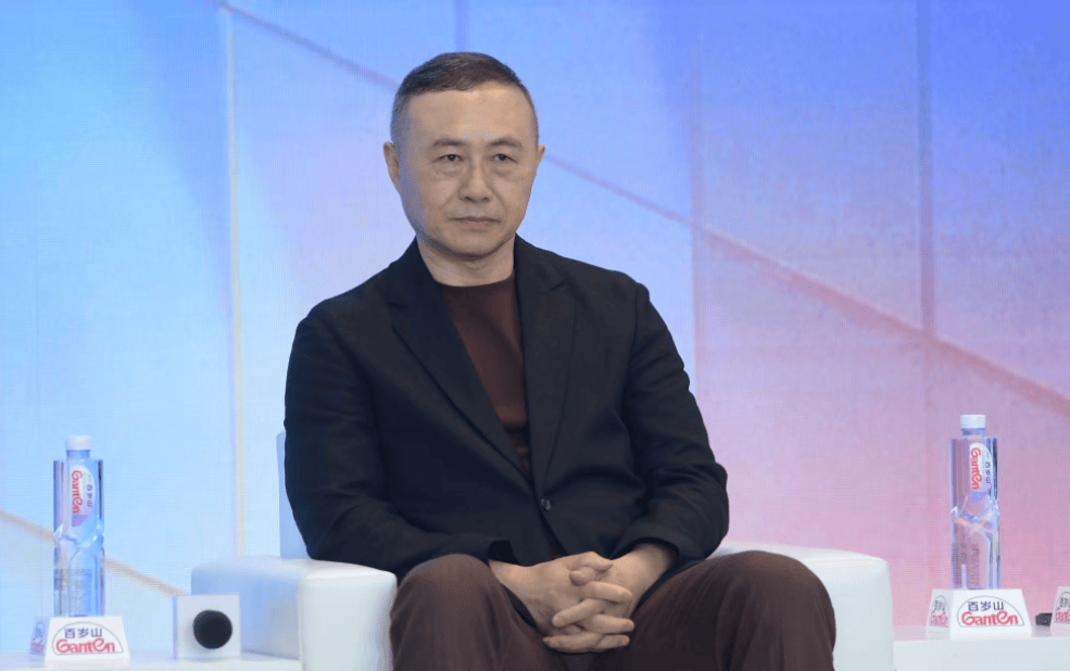 光线董事长王长田：很多公司在裁员，我们在招人