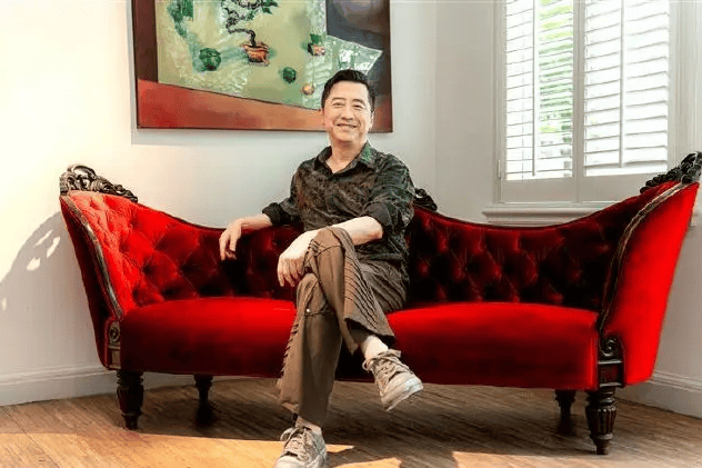 庾澄庆回应歌手是否有黑幕：是我坚持登台演绎全新改编版本