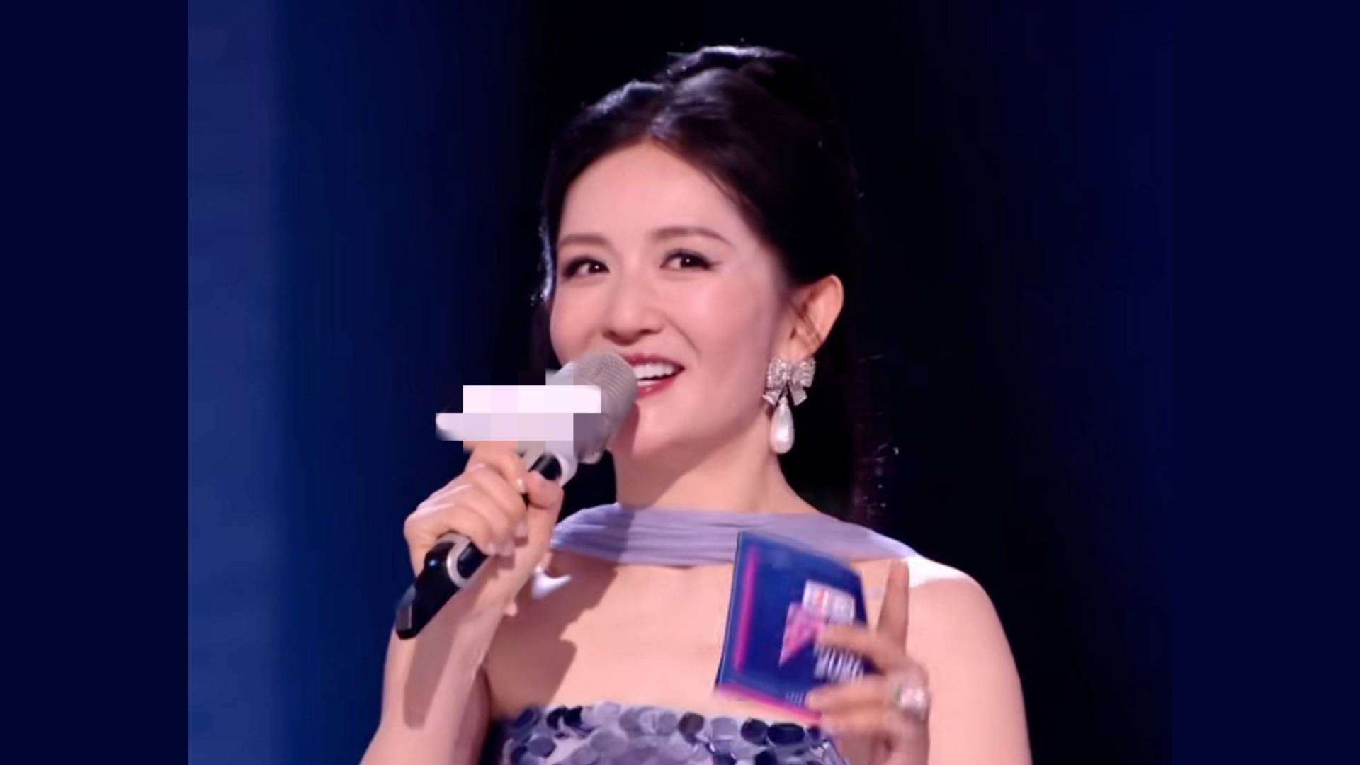 原创            综艺直播插播广告惹众怒！谢娜抢C位宣传巡演：公共资源不是你家提款机？