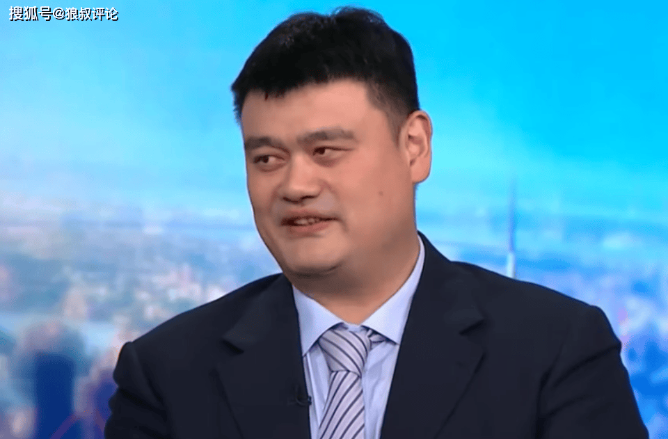 姚明：世界杯可能是各大新闻头条 但篮球在中国受欢迎程度可以比肩足球