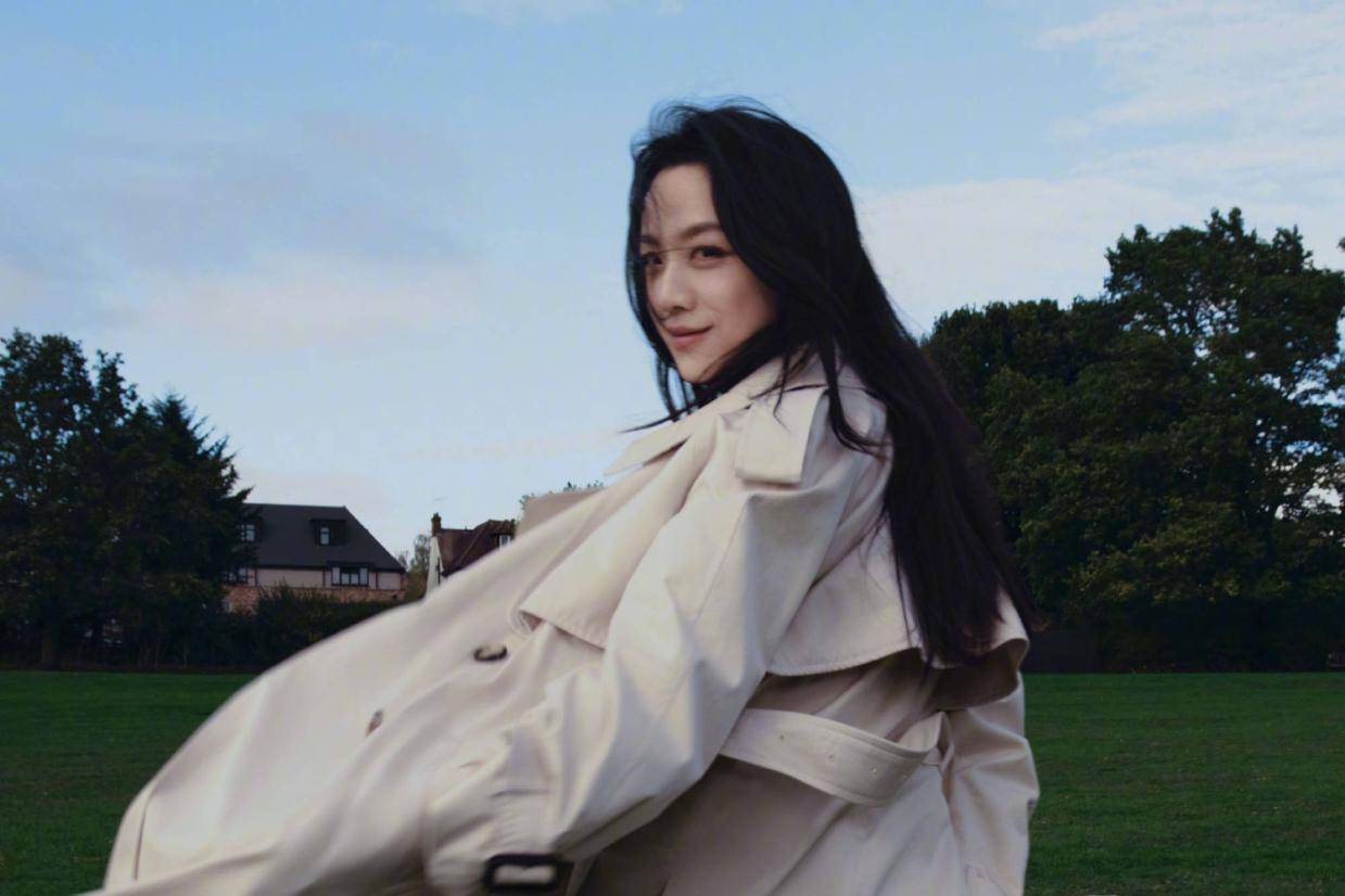 汤唯出演短片《风，在明媚的一天》曝预告 入围洛迦诺国际电影节作者短片竞赛单元封面图